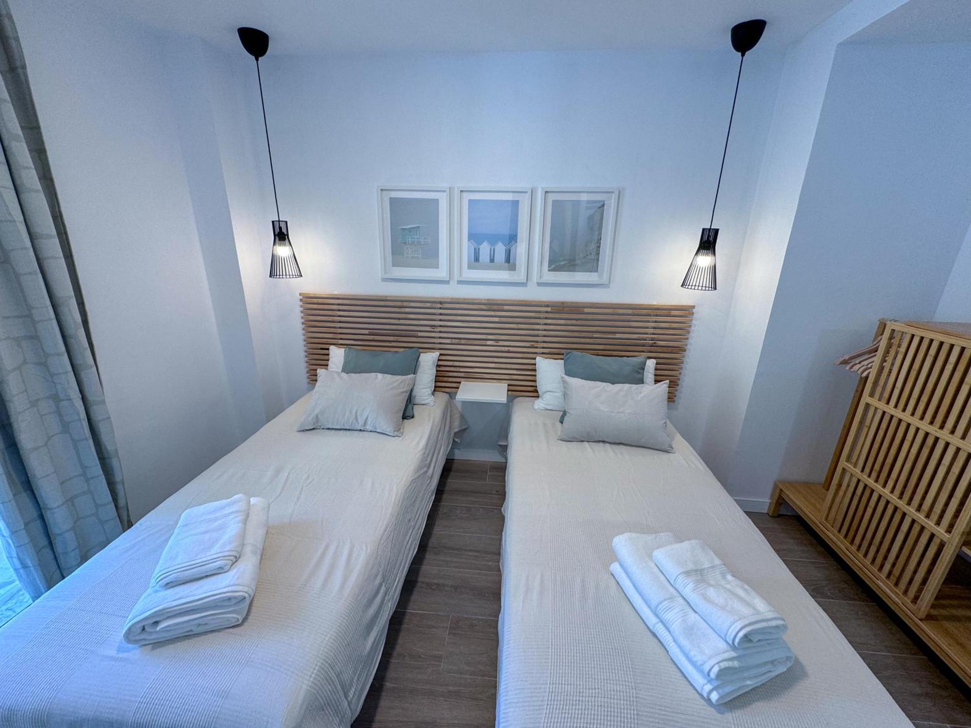 Zur Boutique Hostel Фуeнхирола Екстериор снимка