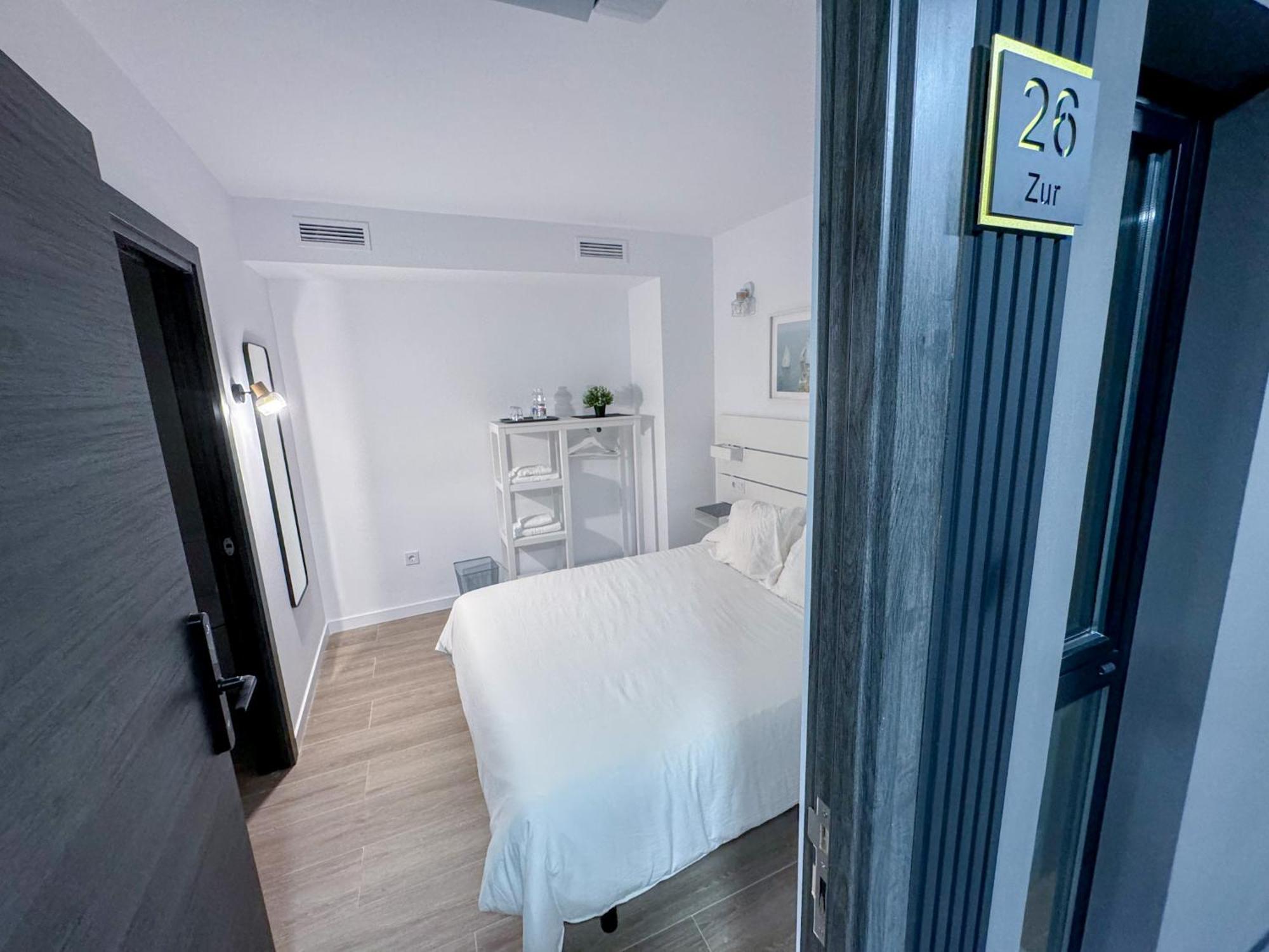 Zur Boutique Hostel Фуeнхирола Екстериор снимка